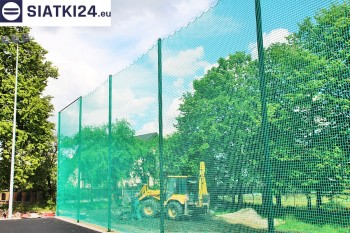 Siatki Kowary - Zabezpieczenie za bramkami i trybun boiska piłkarskiego dla terenów Kowar