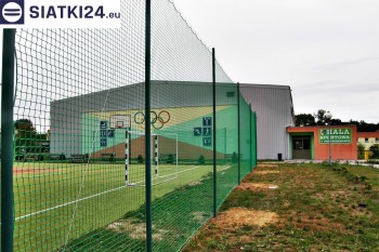 Siatki Kowary - Zabezpieczenie boiska w ogrodzie domowym siatką na łapacz piłek dla terenów Kowar